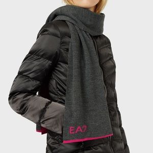 ✳️BNWT✳️ EMPORIO ARMANI LOGO SCARF